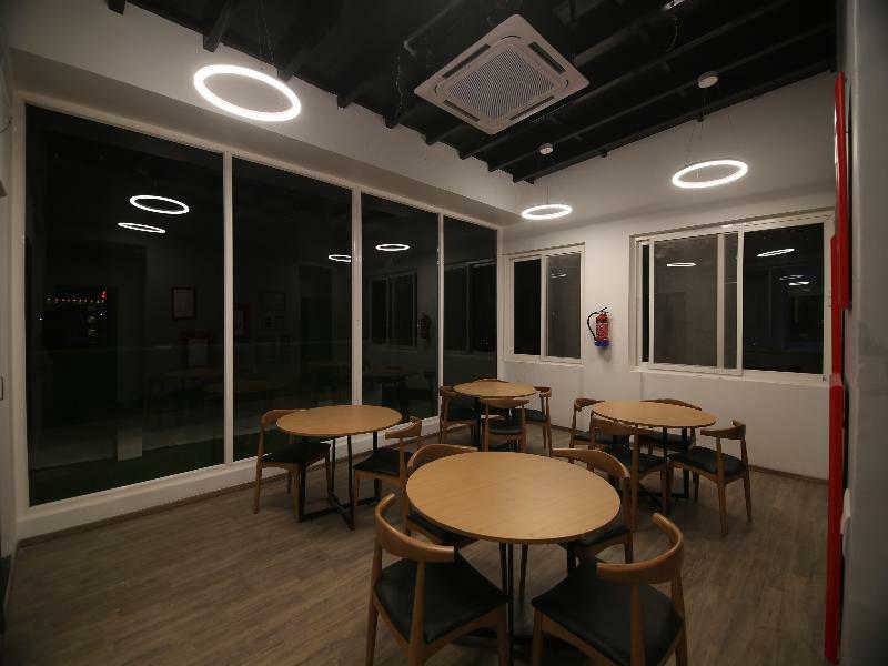 Hotel Townhouse Airport Road Yelahanka Exterior foto